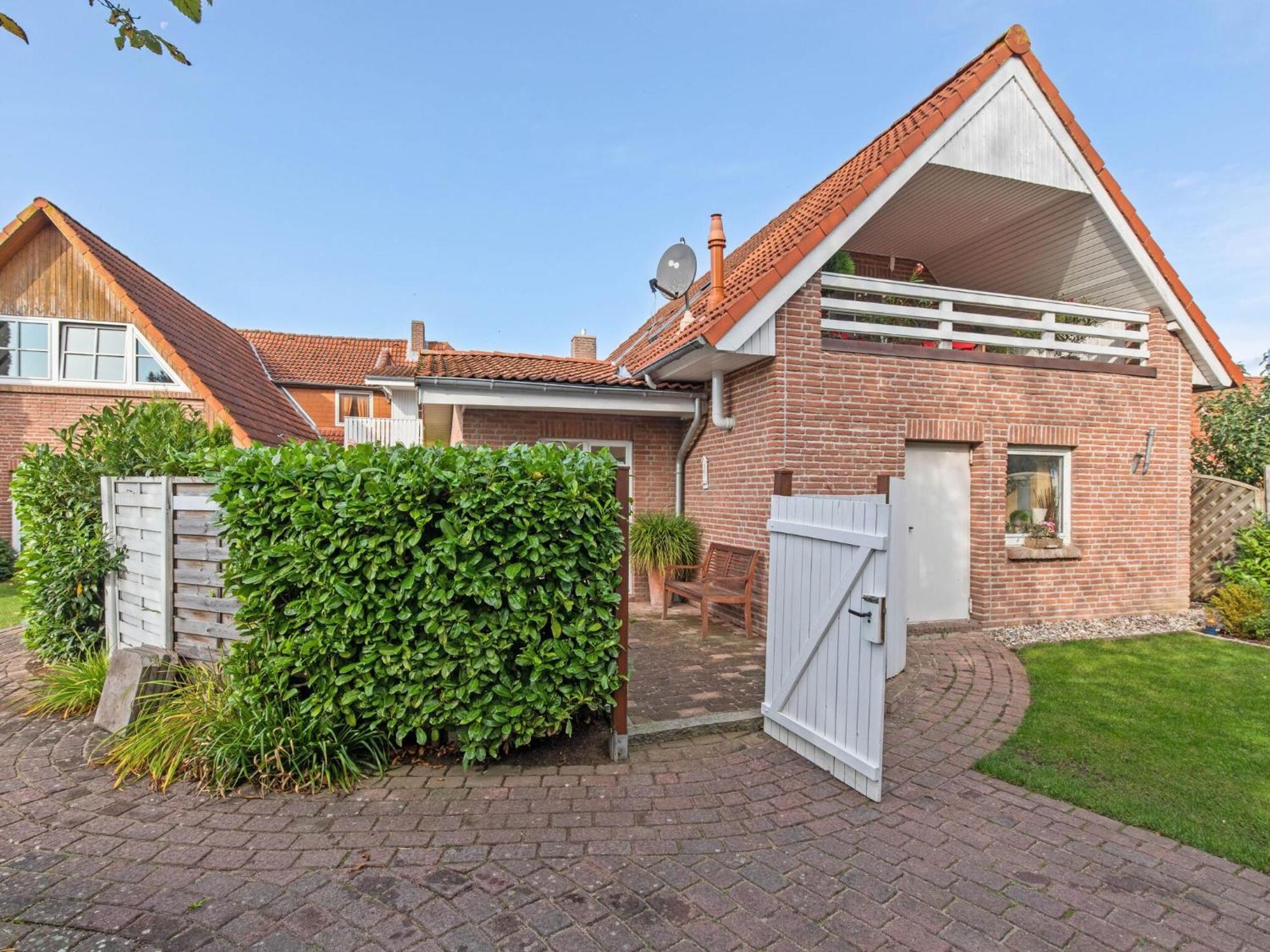 Enticing Holiday Home In Oldenburg With Garden Near Sea Dannau Zewnętrze zdjęcie