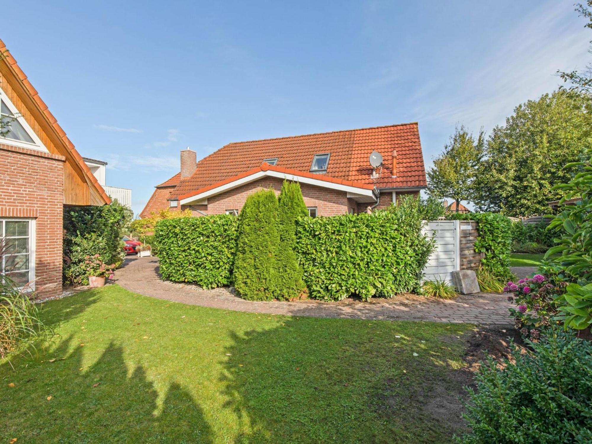 Enticing Holiday Home In Oldenburg With Garden Near Sea Dannau Zewnętrze zdjęcie