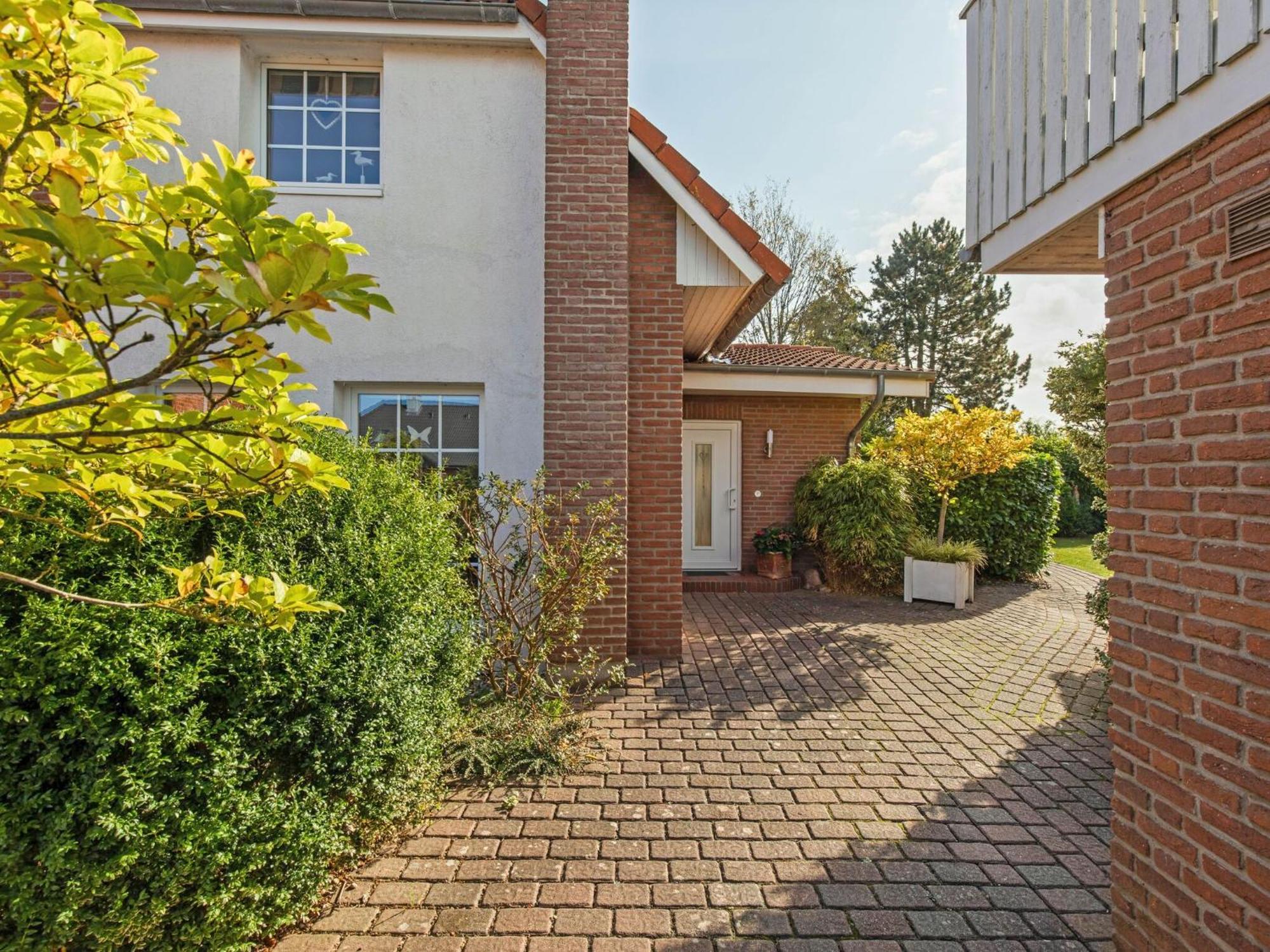 Enticing Holiday Home In Oldenburg With Garden Near Sea Dannau Zewnętrze zdjęcie