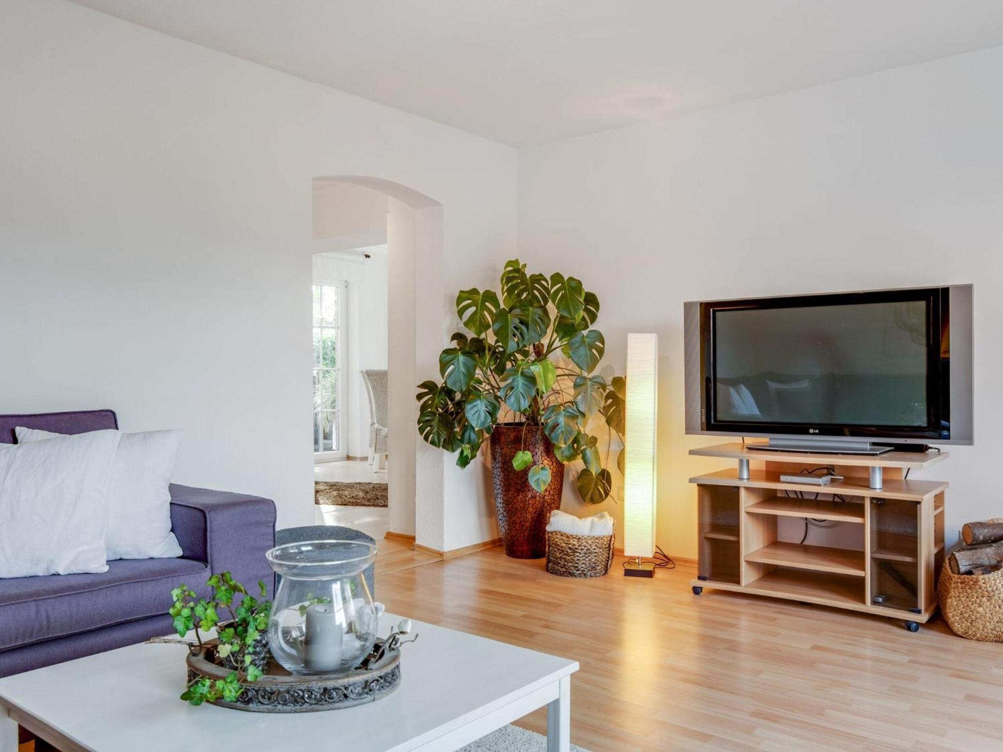 Enticing Holiday Home In Oldenburg With Garden Near Sea Dannau Zewnętrze zdjęcie