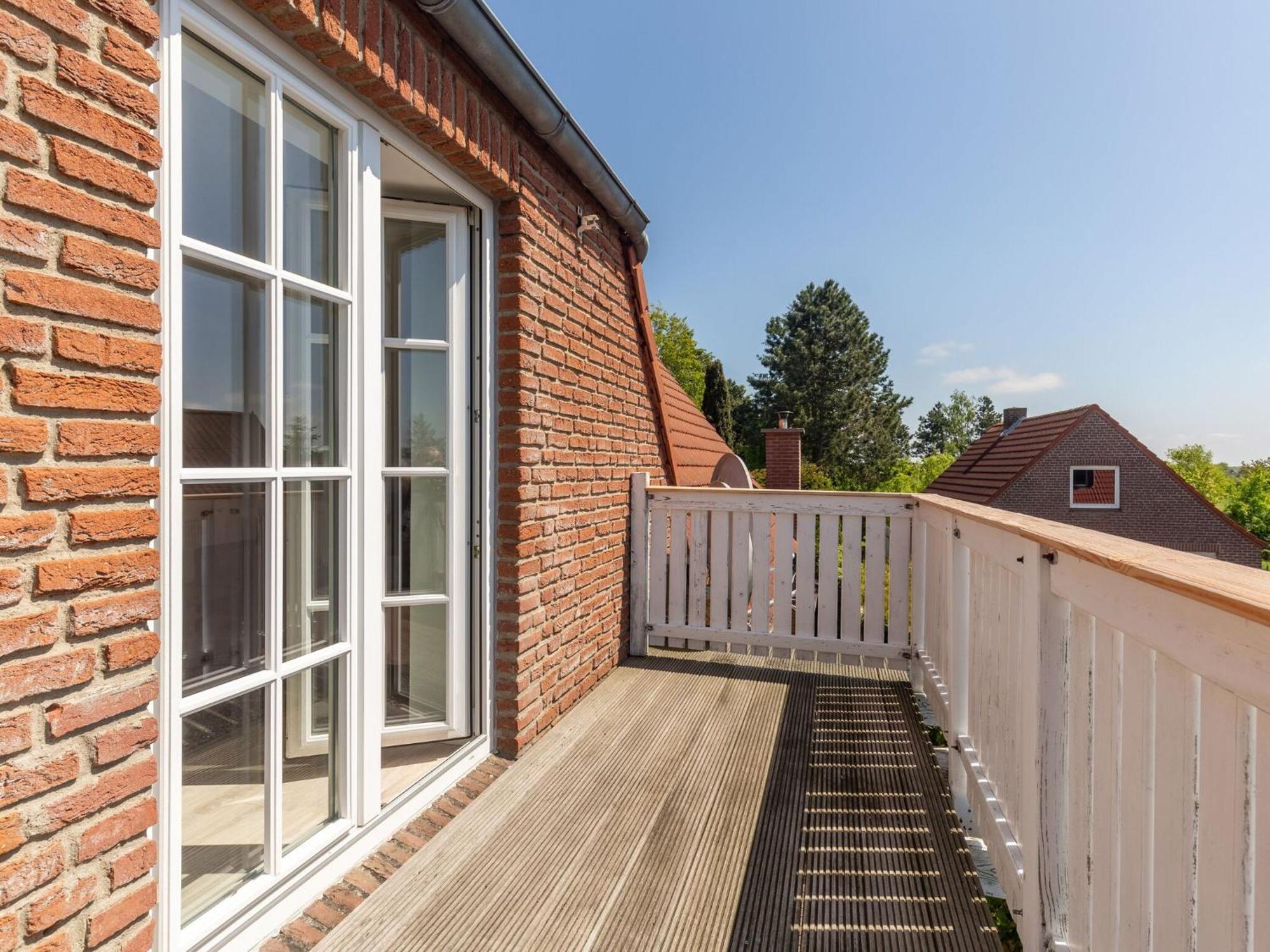 Enticing Holiday Home In Oldenburg With Garden Near Sea Dannau Zewnętrze zdjęcie