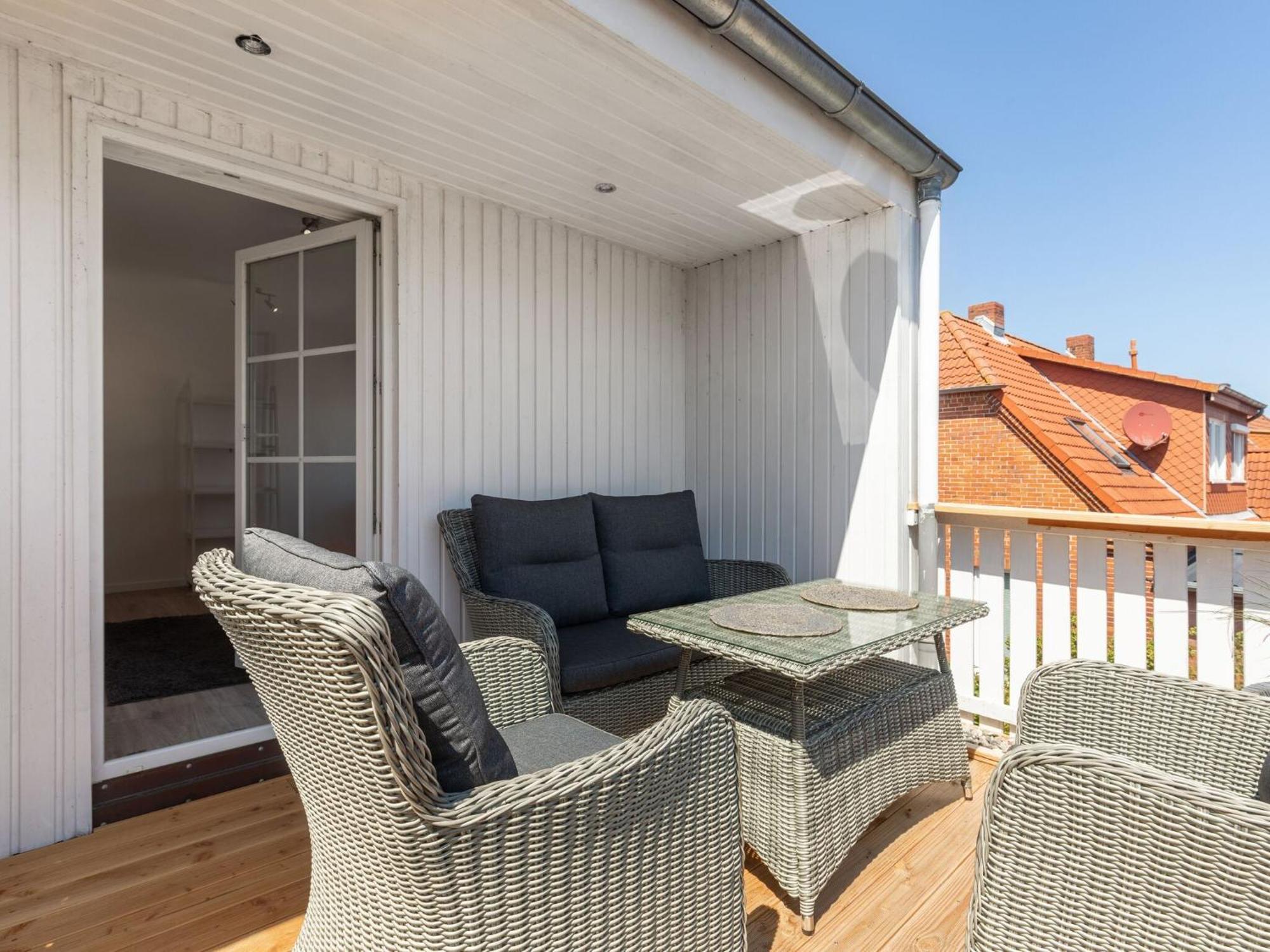 Enticing Holiday Home In Oldenburg With Garden Near Sea Dannau Zewnętrze zdjęcie